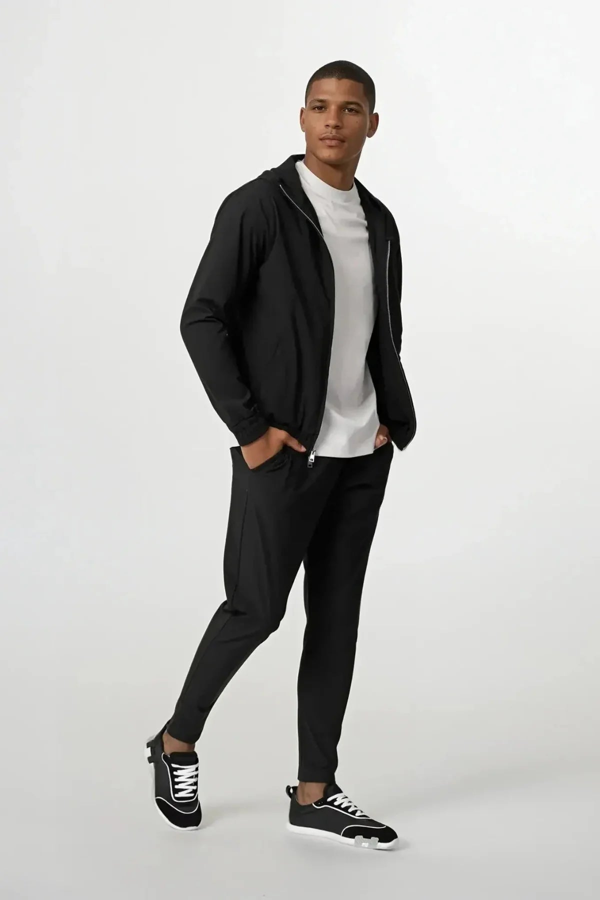 Hooded Phantom Black